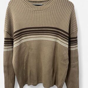 🚨$5 CLEAROUT 🚨
 Hollister Boxy Fit Sweater